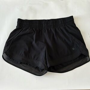 Athleta low rise running shorts